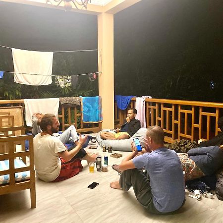 Westay @ Chillax House-נגפאלי מראה חיצוני תמונה