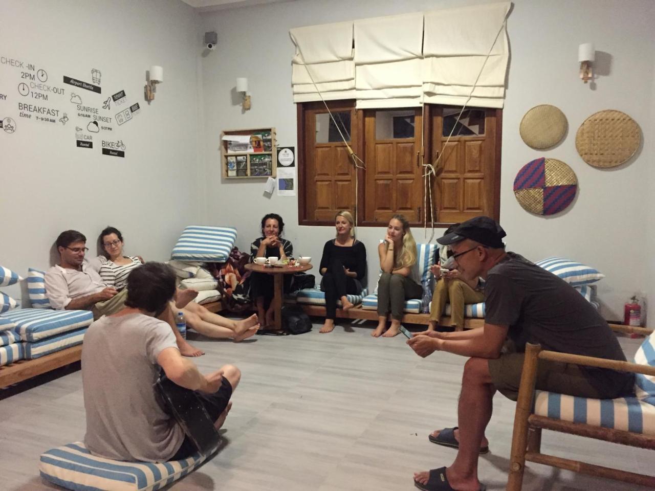 Westay @ Chillax House-נגפאלי מראה חיצוני תמונה
