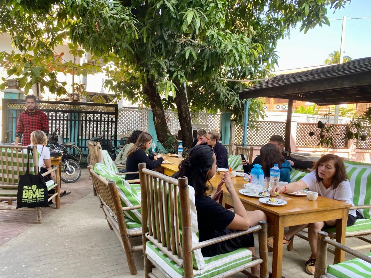 Westay @ Chillax House-נגפאלי מראה חיצוני תמונה
